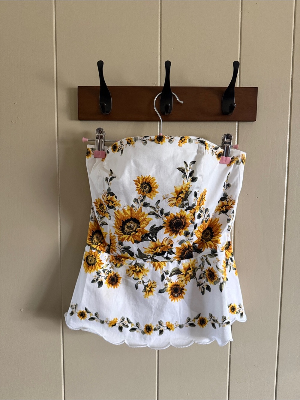 White House Black Market White Sunflower Print Strapless Top